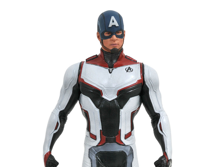 Marvel Gallery Captain America (Avengers Team Suit) Exclusive Figure Gallery Image 1