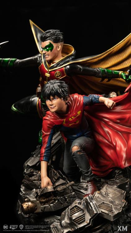 DC Rebirth Premium Collectibles Super Sons 1/6 Scale Limited Edition Statue Gallery Image 15