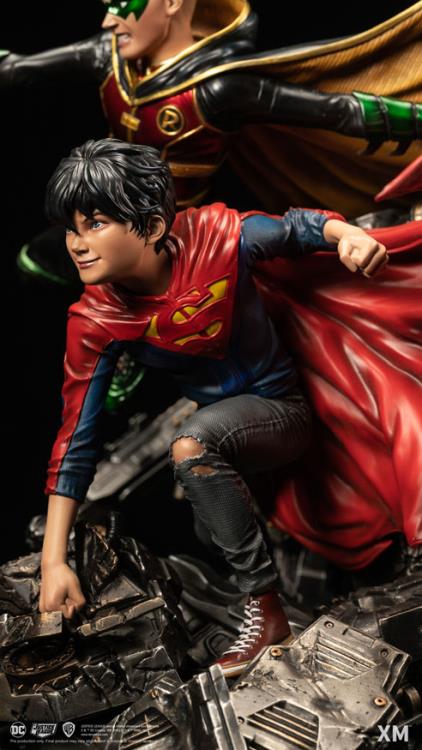 DC Rebirth Premium Collectibles Super Sons 1/6 Scale Limited Edition Statue Gallery Image 17