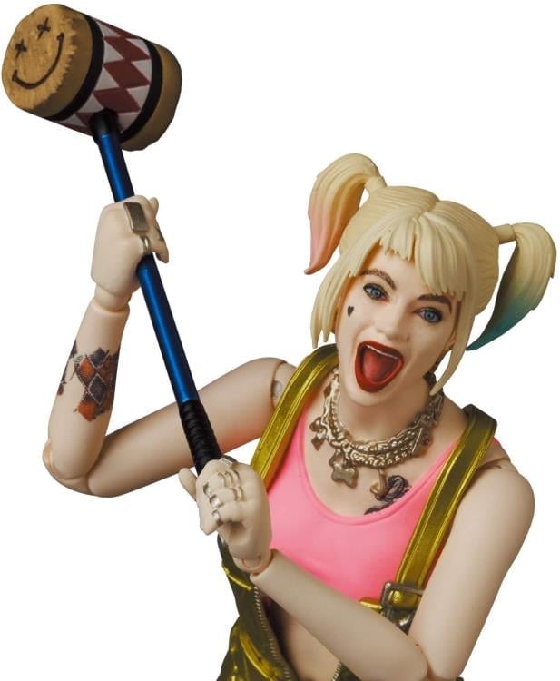 Birds of Prey MAFEX No.153 Harley Quinn (Overalls Ver.) Action Figure Gallery Image 9