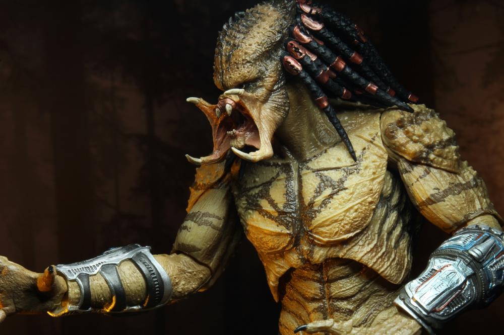 The Predator Ultimate Assassin Predator (Unarmored) Deluxe Figure Gallery Image 10