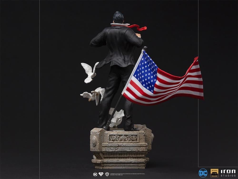 DC Comics Clark Kent 1/10 Deluxe Art Scale Statue Gallery Image 8
