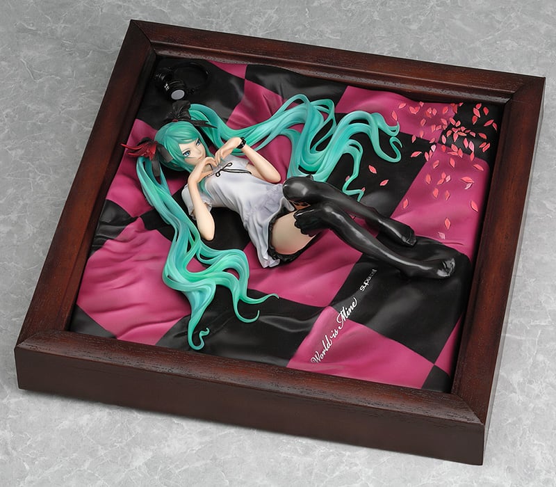 Vocaloid Supercell Featuring Hatsune Miku: World Is Mine (Brown Frame) 1/8 Scale Figure (2nd Reissue) Gallery Image 4