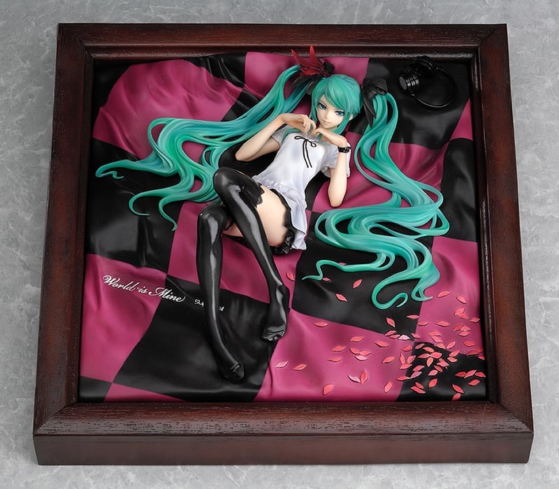 Vocaloid Supercell Featuring Hatsune Miku: World Is Mine (Brown Frame) 1/8 Scale Figure (2nd Reissue) Gallery Image 3