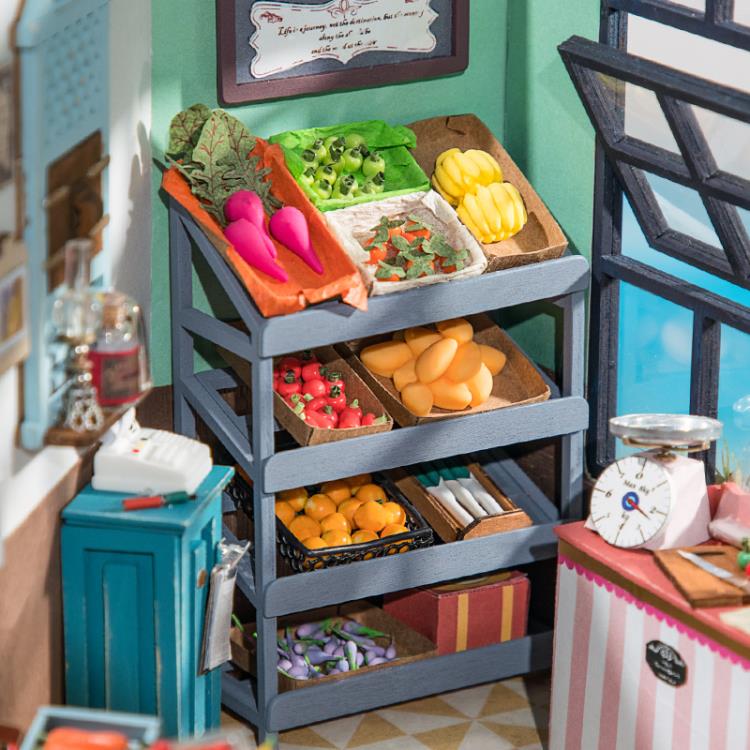Carl's Fruit Shop DIY Model Kit Gallery Image 9