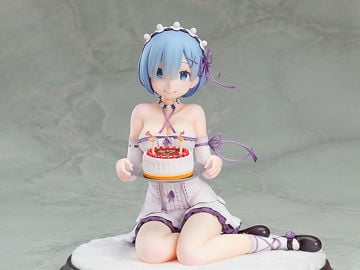 Angel Beats! - Kanade Tachibana luce un encantador vestido gótico en