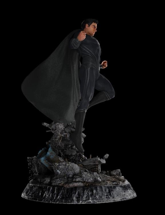 Zack Snyder's Justice League Superman 1/4 Scale Limited Edition Statue Gallery Image 10