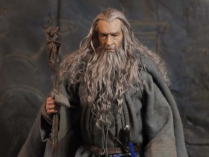 The Lord of the Rings The Crown Series Gandalf 1/6 Scale Figure Gallery Image 1