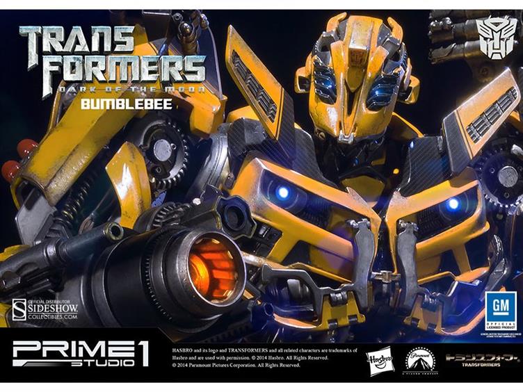 Transformers: Dark of the Moon Museum Masterline Bumblebee Statue Gallery Image 3