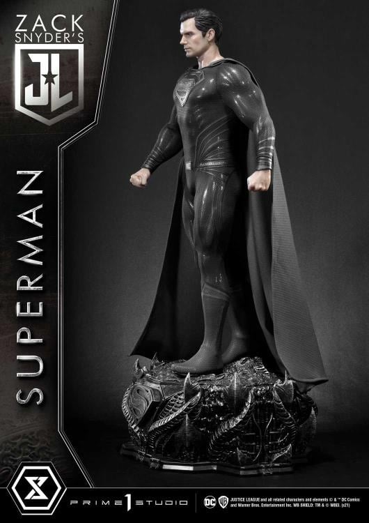 Zack Snyder's Justice League Museum Masterline Superman (Black Suit) 1/3 Scale Limited Edition Statue Gallery Image 9