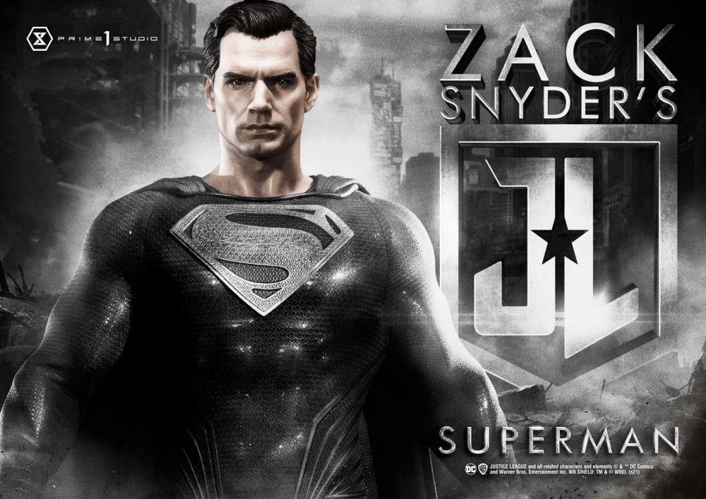 Zack Snyder's Justice League Museum Masterline Superman (Black Suit) 1/3 Scale Limited Edition Statue Gallery Image 3