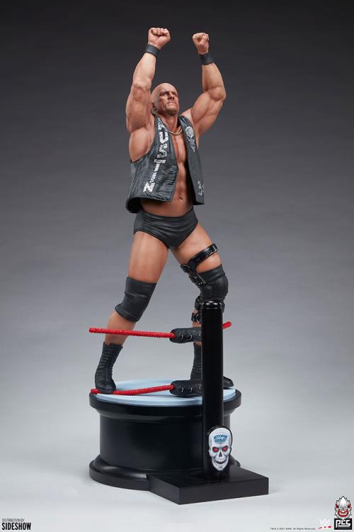 WWE Stone Cold Steve Austin 1/4 Scale Limited Edition Statue Gallery Image 4
