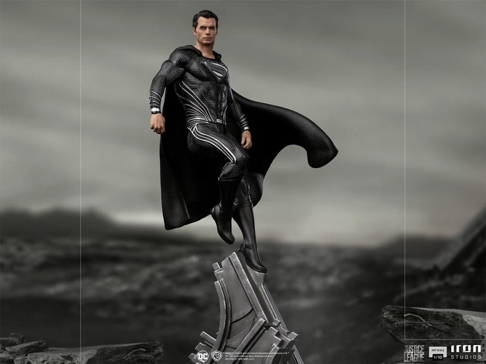 Zack Snyder’s Justice League Superman (Black Suit) 1/10 Art Scale Statue Gallery Image 3