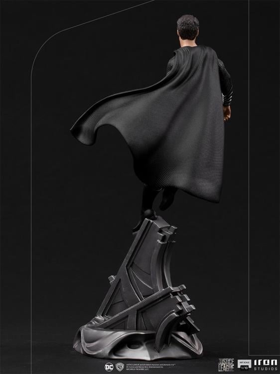 Zack Snyder’s Justice League Superman (Black Suit) 1/10 Art Scale Statue Gallery Image 7