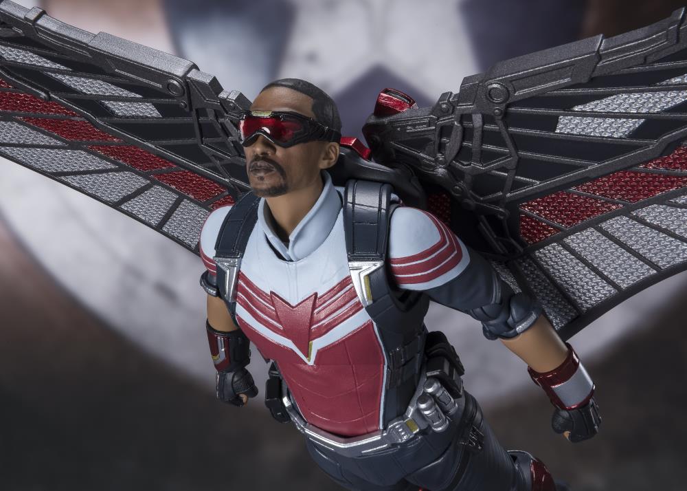The Falcon and the Winter Soldier S.H.Figuarts The Falcon Action Figure Gallery Image 7