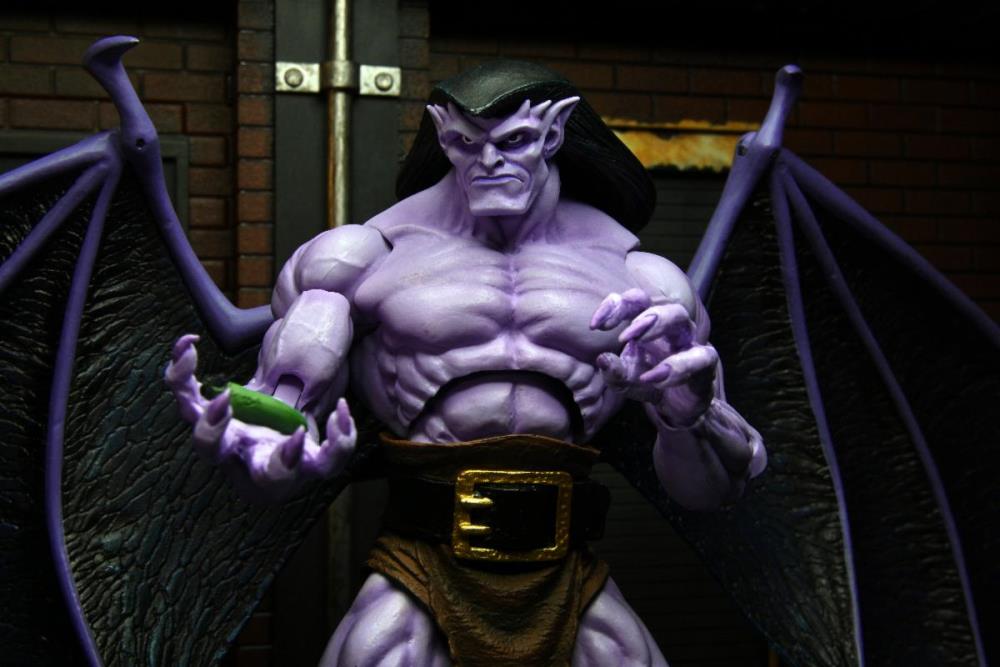 Disney’s Gargoyles Ultimate Goliath Action Figure Gallery Image 11