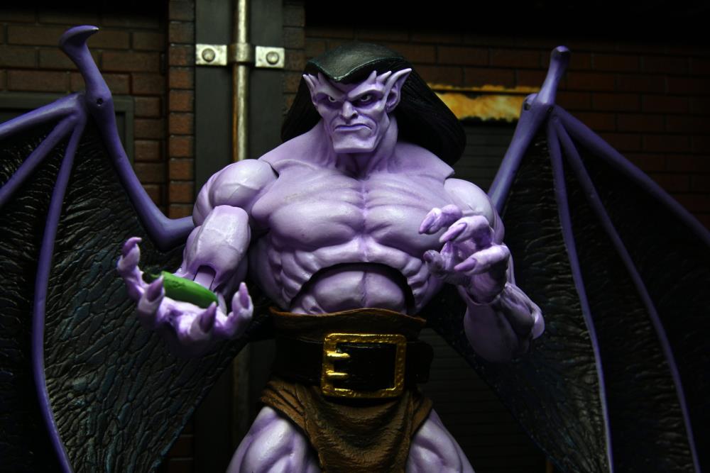 Disney’s Gargoyles Ultimate Goliath Action Figure Gallery Image 17