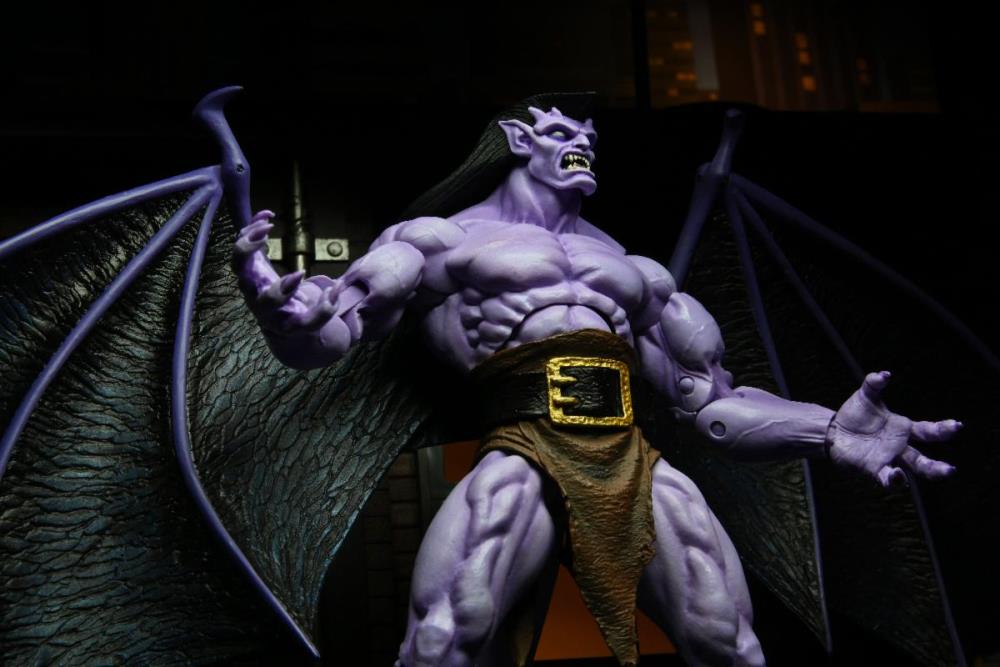 Disney’s Gargoyles Ultimate Goliath Action Figure Gallery Image 9