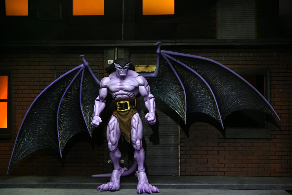 Disney’s Gargoyles Ultimate Goliath Action Figure Gallery Image 4