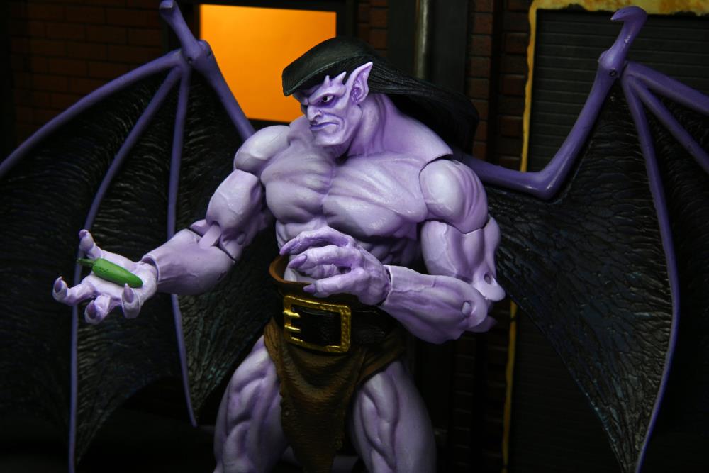 Disney’s Gargoyles Ultimate Goliath Action Figure Gallery Image 16