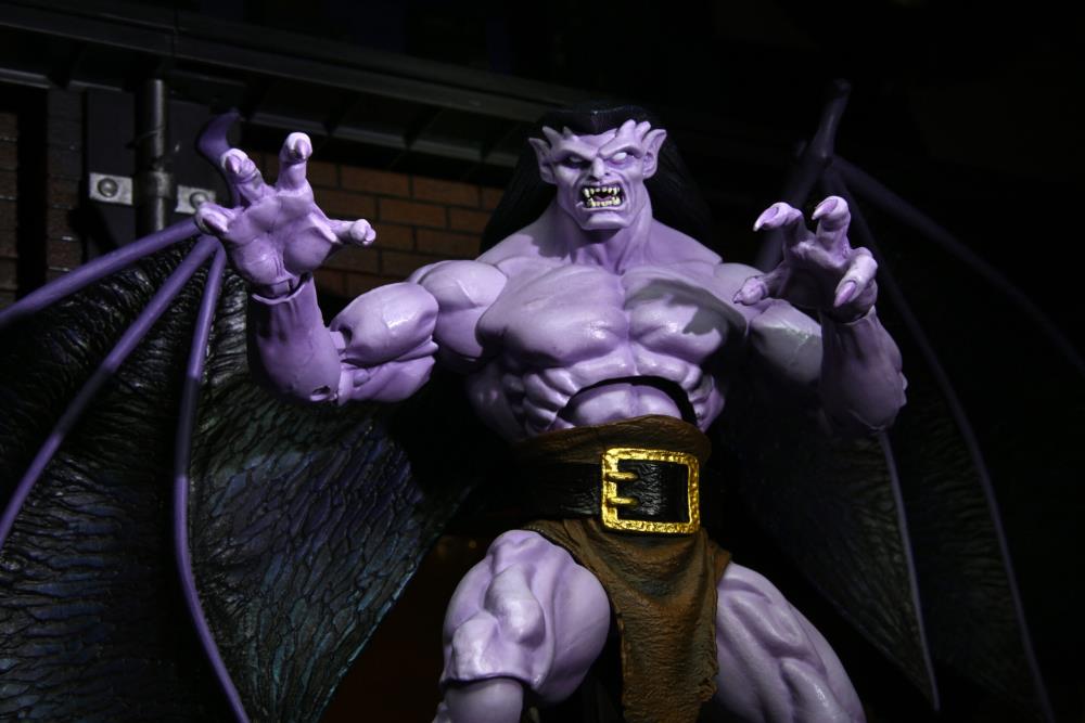 Disney’s Gargoyles Ultimate Goliath Action Figure Gallery Image 13