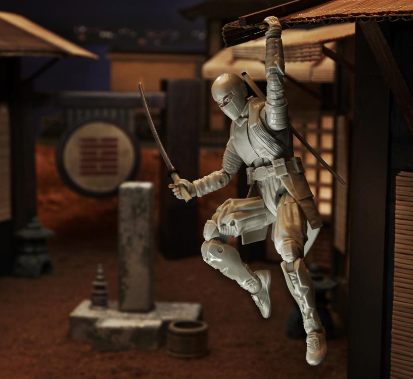 Snake Eyes: G.I. Joe Origins Classified Series #17 Storm Shadow Gallery Image 5