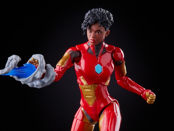 Ironheart Marvel Legends Ironheart Action Figure (Ursa Major BAF) Gallery Image 1