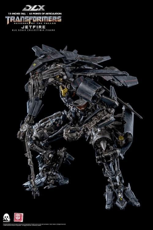 Transformers: Revenge of the Fallen DLX Scale Collectible Series Jetfire Gallery Image 5