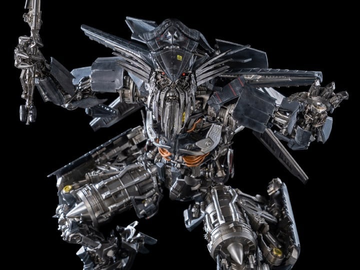 Transformers: Revenge of the Fallen DLX Scale Collectible Series