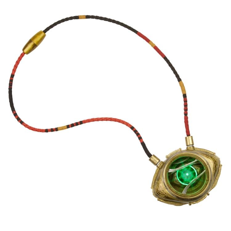 Doctor Strange Marvel Legends Eye of Agamotto Gallery Image 5