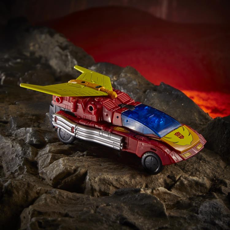 Transformers War for Cybertron: Kingdom Commander Rodimus Prime Gallery Image 9