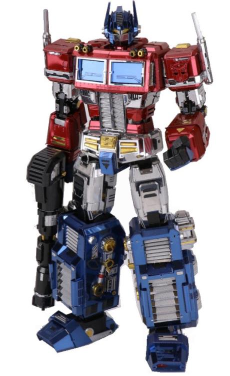 Transformers G1 Optimus Prime (Full Ver.) 3D Metal Puzzle Model Kit Gallery Image 3