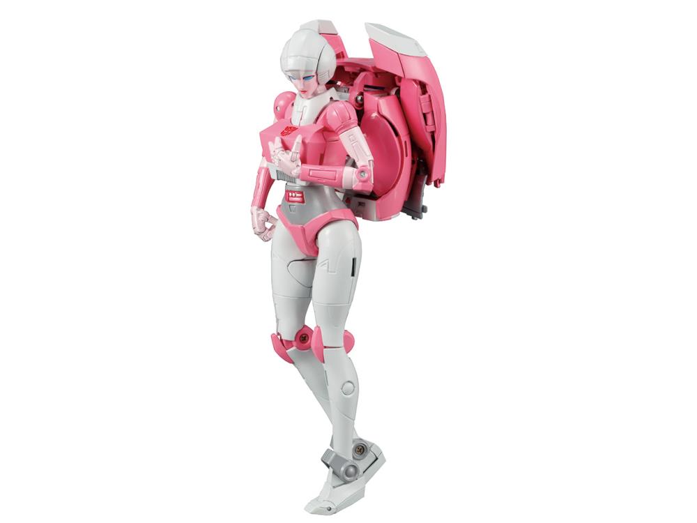 Transformers Masterpiece MP-51 Arcee (With Collectible Pin) Gallery Image 8