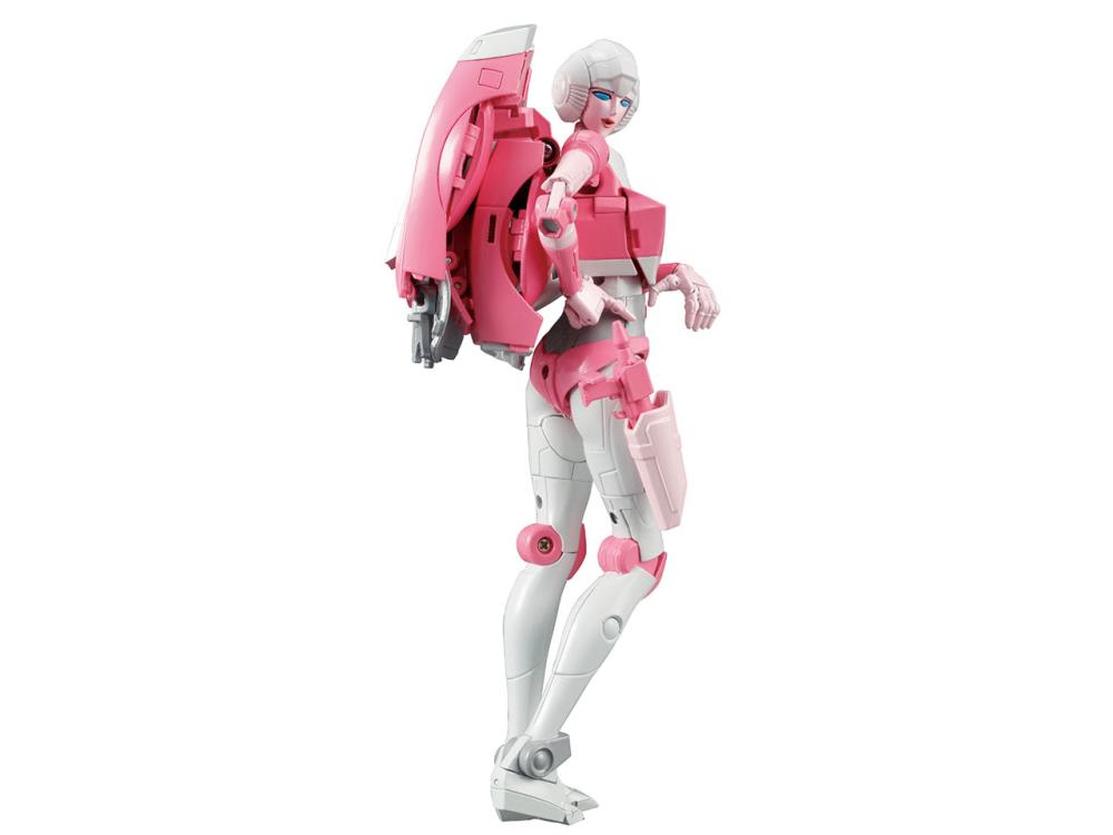 Transformers Masterpiece MP-51 Arcee (With Collectible Pin) Gallery Image 7