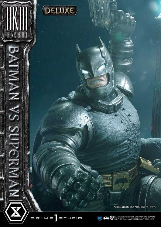 Batman: The Dark Knight Returns Ultimate Diorama Masterline Batman vs. Superman (Deluxe) 1/3 Scale Limited Edition Statue (With Bonus) Gallery Image 40
