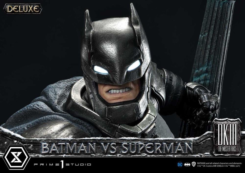 Batman: The Dark Knight Returns Ultimate Diorama Masterline Batman vs. Superman (Deluxe) 1/3 Scale Limited Edition Statue (With Bonus) Gallery Image 19