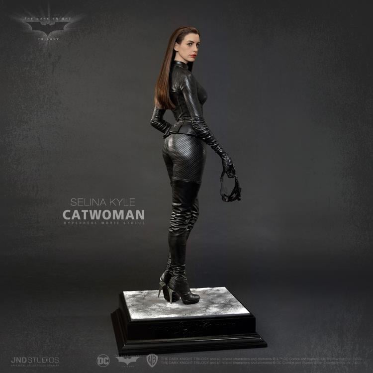 The Dark Knight Rises Hyperreal Selina Kyle Catwoman 1/3 Scale Limited Edition Statue Gallery Image 10