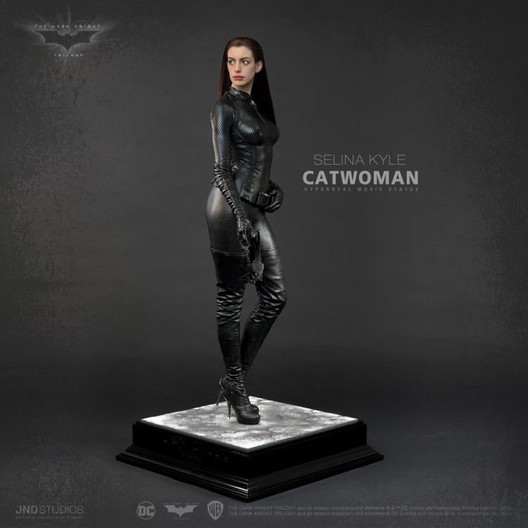 The Dark Knight Rises Hyperreal Selina Kyle Catwoman 1/3 Scale Limited Edition Statue Gallery Image 13