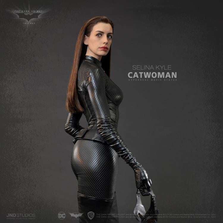 The Dark Knight Rises Hyperreal Selina Kyle Catwoman 1/3 Scale Limited Edition Statue Gallery Image 14