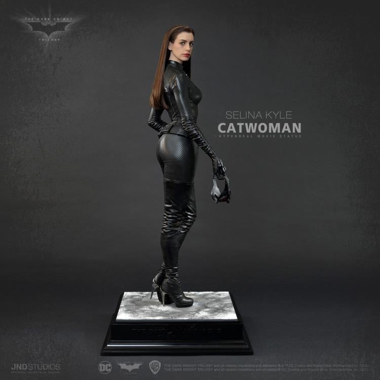 The Dark Knight Rises Hyperreal Selina Kyle Catwoman 1/3 Scale Limited Edition Statue Gallery Image 11