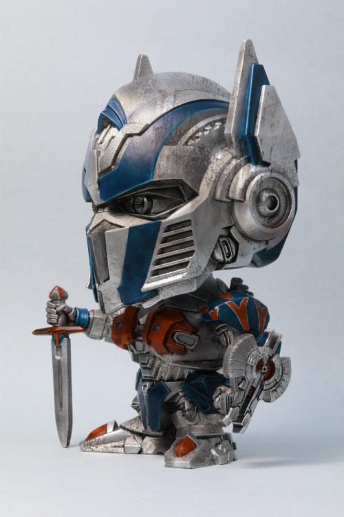 Transformers: The Last Knight Super Deformed Figure DX 4" Battle Damaged Optimus Prime Gallery Image 3