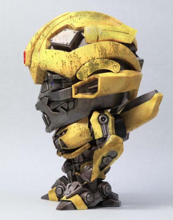 Transformers: The Last Knight Super Deformed Figure DX 4" Battle Damaged Bumblebee Gallery Image 3