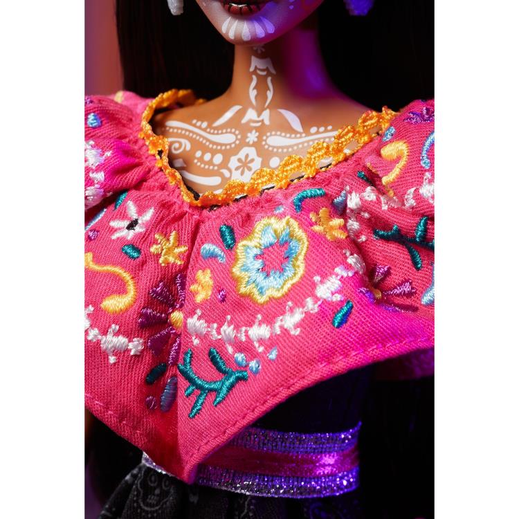 Barbie Dia De Muertos (2021) Doll Gallery Image 8