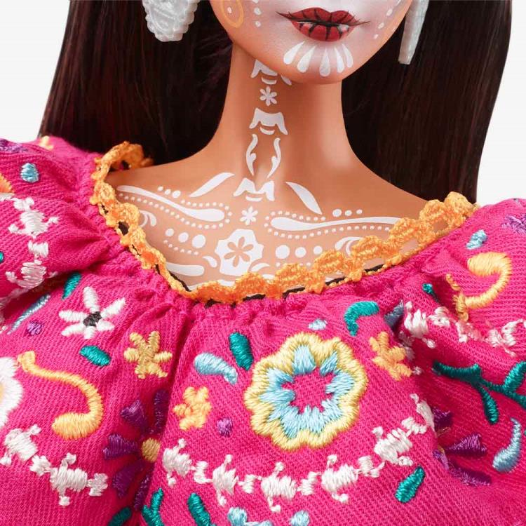 Barbie Dia De Muertos (2021) Doll Gallery Image 14