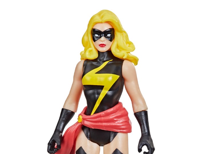 Marvel Legends Retro Collection 3.75" Captain Marvel Action Figure Gallery Image 1
