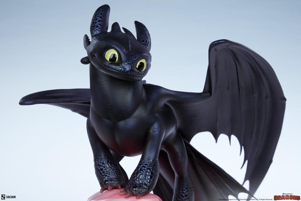 How to Train Your Dragon: Hidden World Toothless Statue Gallery Image 18