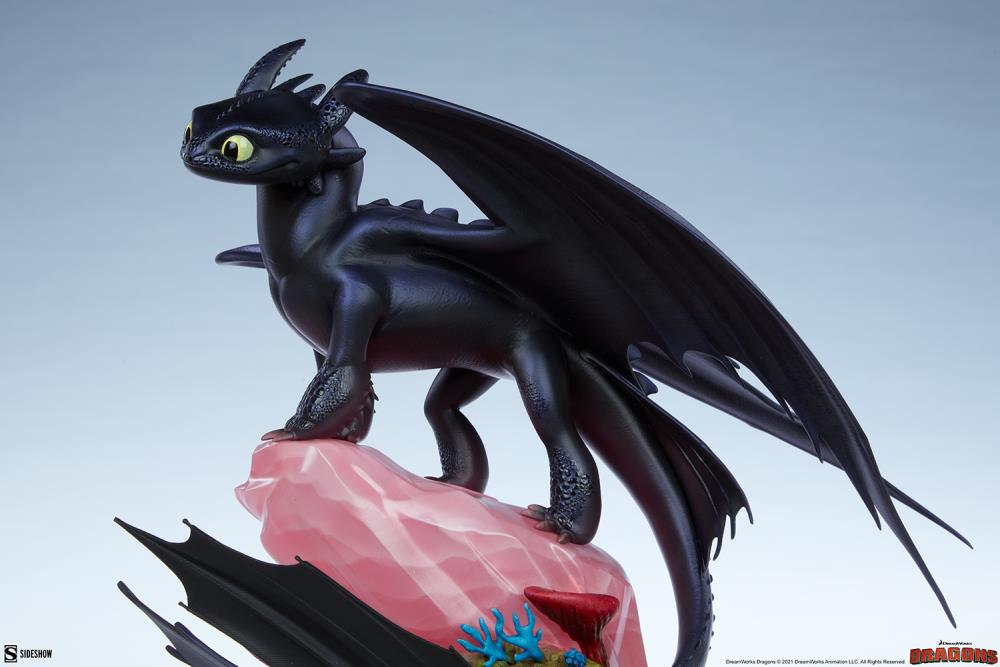 How to Train Your Dragon: Hidden World Toothless Statue Gallery Image 16