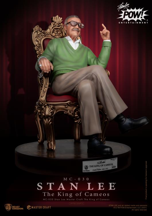 Stan Lee Master Craft MC-030 The King of Cameos Limited Edition Statue Gallery Image 3