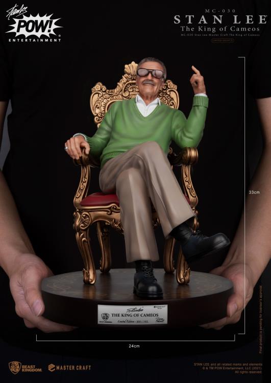 Stan Lee Master Craft MC-030 The King of Cameos Limited Edition Statue Gallery Image 10