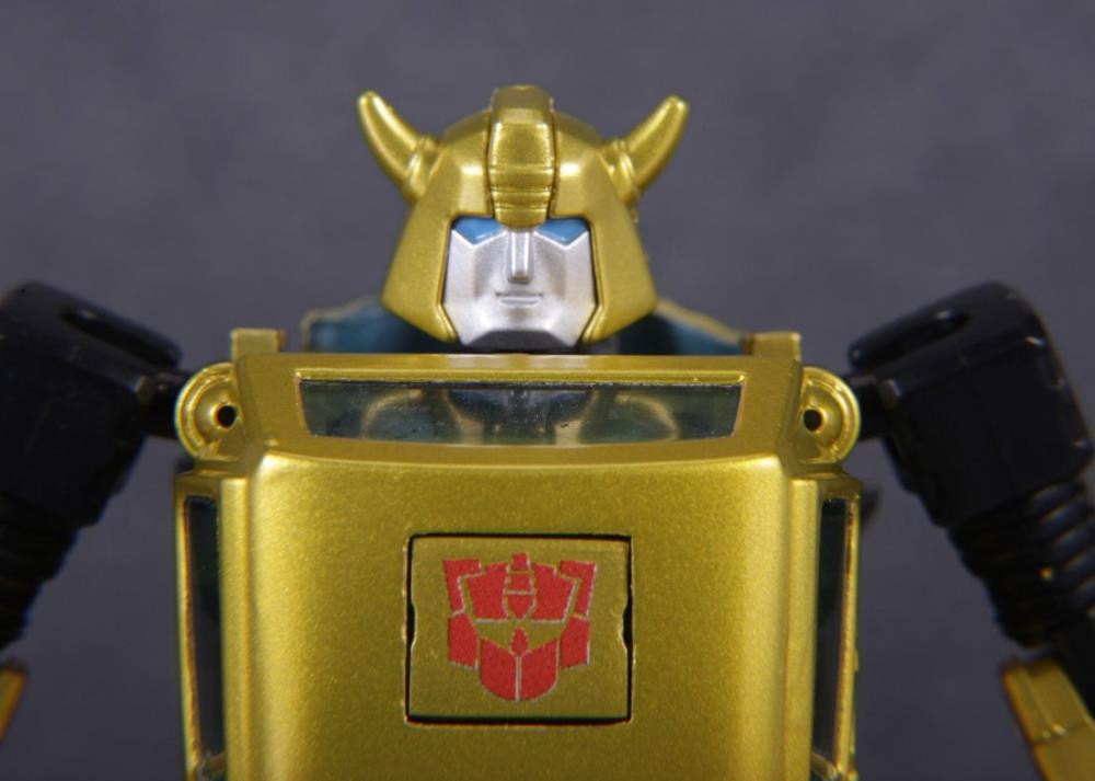 Transformers Masterpiece MP-21G G2 Bumblebee Gallery Image 7